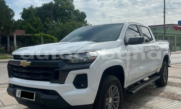 Comprar Usados Carro Chevrolet Colorado Blanco en Baguanos en Holguin Comprar Usados Carro Chevrolet Colorado Blanco en Baguanos en Holguin