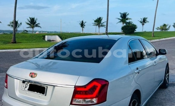 Comprar Usados Carro Toyota Carina E Blanco en Antilla en Holguin Comprar Usados Carro Toyota Carina E Blanco en Antilla en Holguin