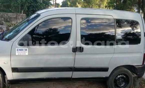 Comprar Usados Carro Acura CSX Otro en Baguanos en Holguin Comprar Usados Carro Acura CSX Otro en Baguanos en Holguin