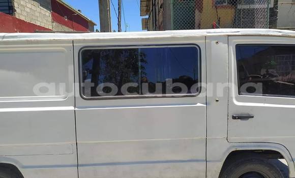 Buy Used Alpina B4 Other Car in Banes in Holguin Buy Used Alpina B4 Other Car in Banes in Holguin