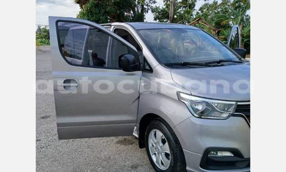 Buy Used Hyundai Verna Other Car in Aguacate in Matanzas