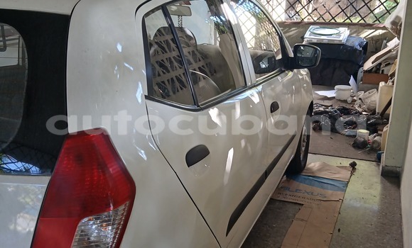 Medium with watermark hyundai i10 habana havana 3263