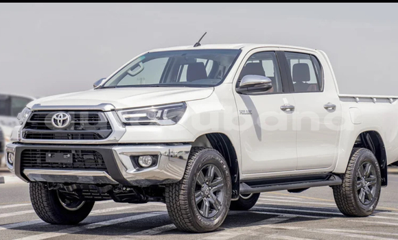Buy New Toyota Hilux White Car in Havana in Habana Buy New Toyota Hilux White Car in Havana in Habana