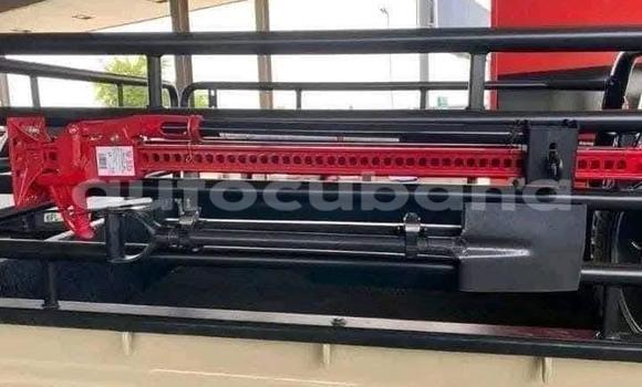 Comprar Usados Carro Toyota Land Cruiser Beige en Sagua de Tanamo en Holguin Comprar Usados Carro Toyota Land Cruiser Beige en Sagua de Tanamo en Holguin