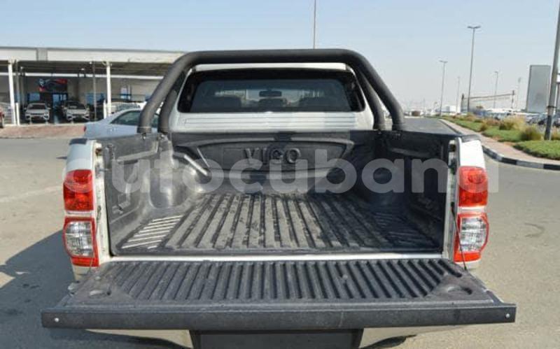 Big with watermark toyota hilux cienfuegos cienfuegos 3334