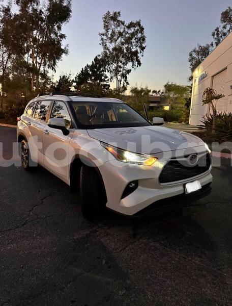 Big with watermark toyota highlander matanzas cardenas 3335