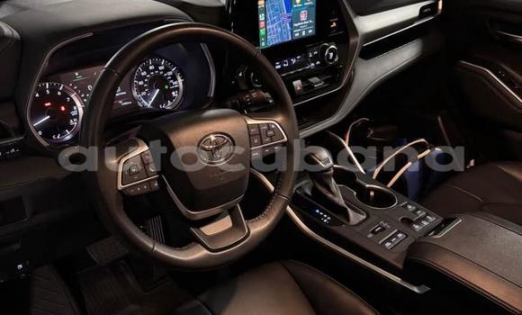 Comprar Usados Carro Toyota Highlander Blanco en Cardenas en Matanzas Comprar Usados Carro Toyota Highlander Blanco en Cardenas en Matanzas