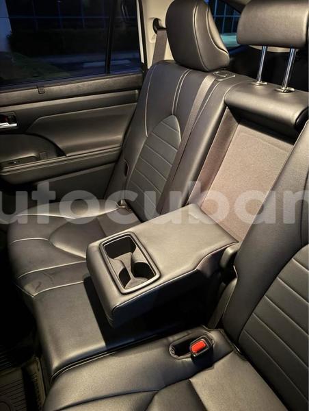 Big with watermark toyota highlander matanzas cardenas 3335