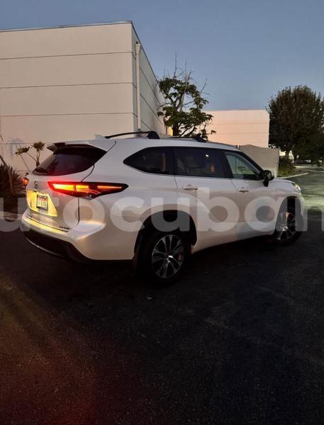 Big with watermark toyota highlander matanzas cardenas 3335