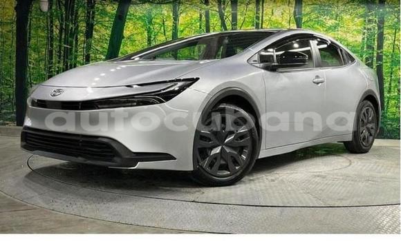 Comprar Usados Carro Toyota Prius Plata en Havana en Habana Comprar Usados Carro Toyota Prius Plata en Havana en Habana