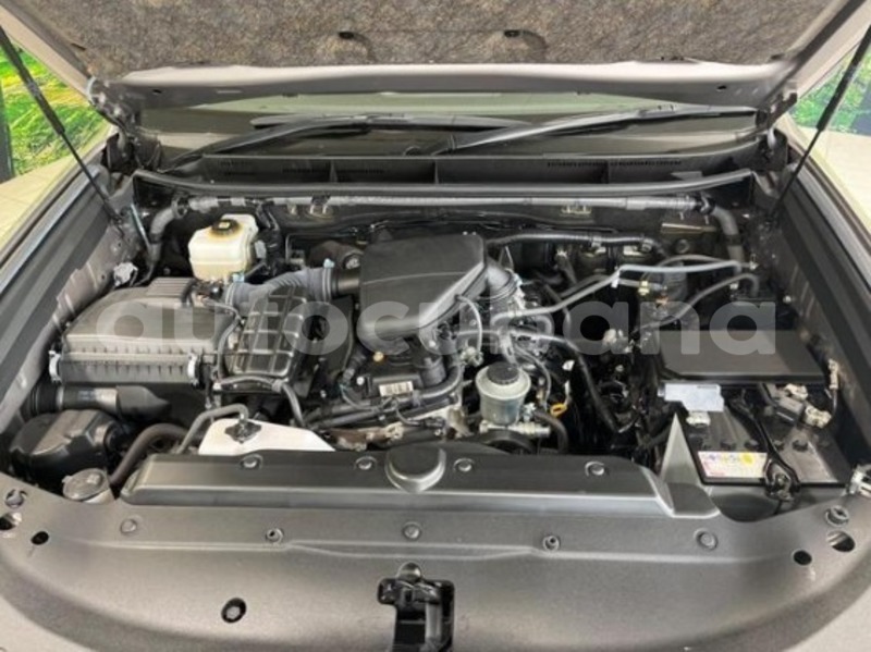 Big with watermark toyota land cruiser prado habana havana 3339