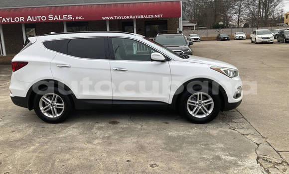 Comprar Usados Carro AM General HMMWV (Humvee) Blanco en Havana en Habana Comprar Usados Carro AM General HMMWV (Humvee) Blanco en Havana en Habana