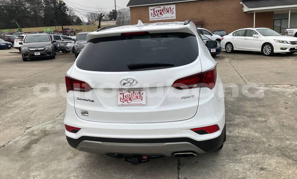 Comprar Usados Carro AM General HMMWV (Humvee) Blanco en Havana en Habana Comprar Usados Carro AM General HMMWV (Humvee) Blanco en Havana en Habana