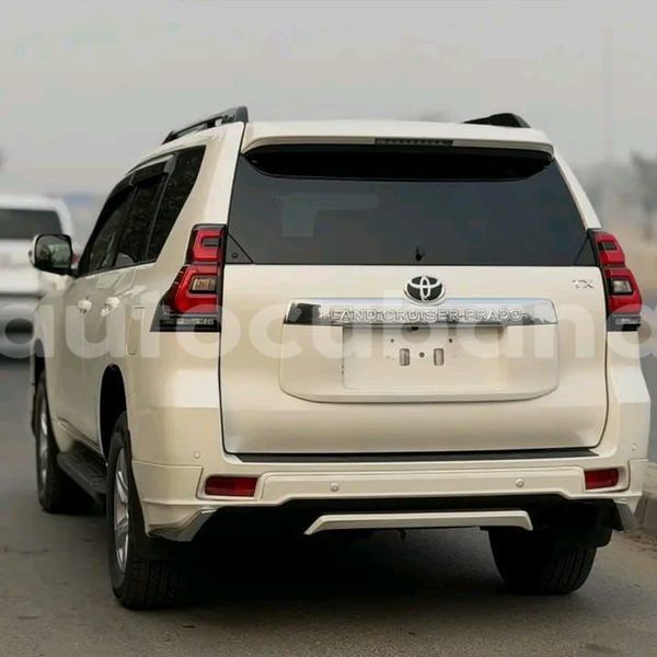 Big with watermark toyota land cruiser prado habana havana 3348