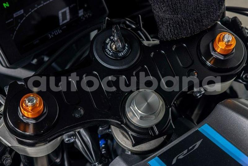 Big with watermark yamaha yzf habana havana 3349