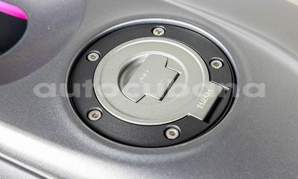 Comprar Usados Moto Yamaha YZF Negro en Havana en Habana Comprar Usados Moto Yamaha YZF Negro en Havana en Habana