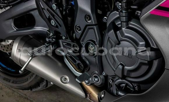Comprar Usados Moto Yamaha YZF Negro en Havana en Habana Comprar Usados Moto Yamaha YZF Negro en Havana en Habana