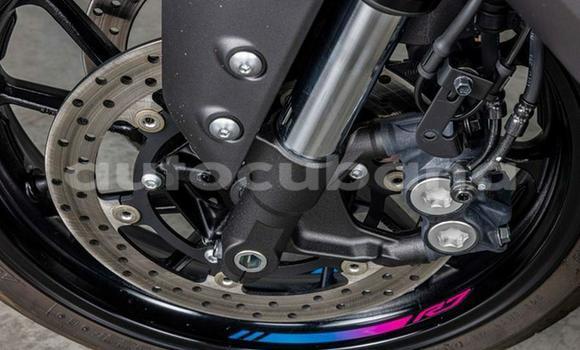 Comprar Usados Moto Yamaha YZF Negro en Havana en Habana Comprar Usados Moto Yamaha YZF Negro en Havana en Habana
