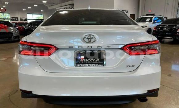 Comprar Usados Carro Toyota Camry Blanco en Baguanos en Holguin Comprar Usados Carro Toyota Camry Blanco en Baguanos en Holguin