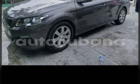Comprar Usados Carro Peugeot 301 Negro en Havana en Habana