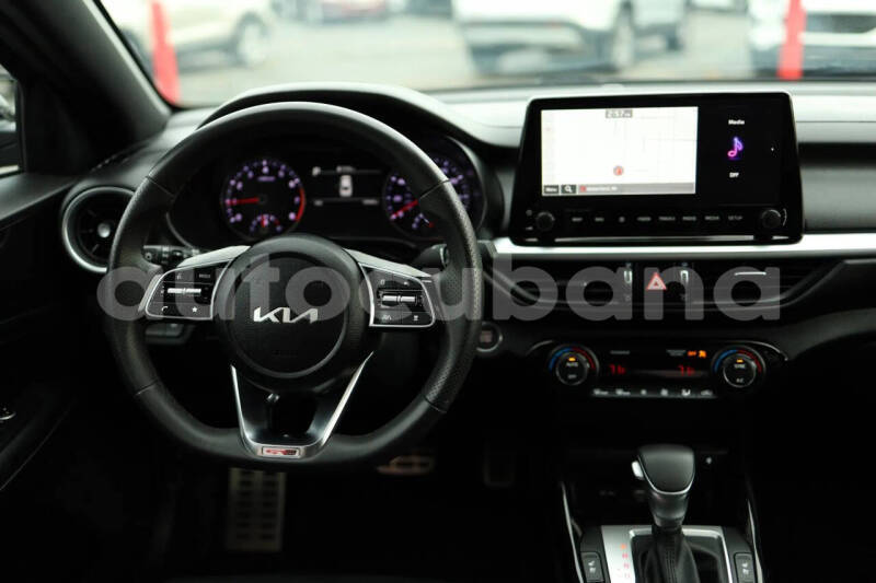 Big with watermark kia forte camaguey santa cruz del sur 3363