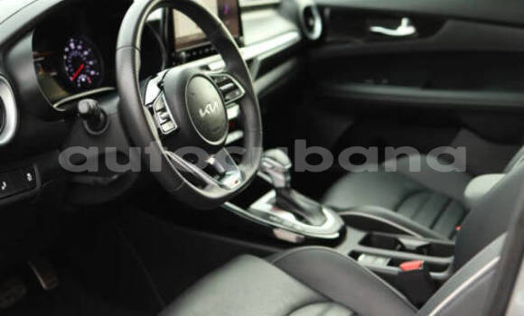 Comprar Nuevo Carro Kia Forte Plata en Santa Cruz del Sur en Camaguey Comprar Nuevo Carro Kia Forte Plata en Santa Cruz del Sur en Camaguey