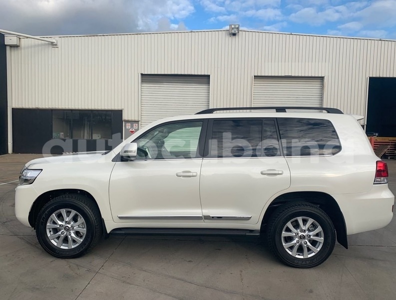 Big with watermark toyota landcruiser guantanamo baracoa 3371