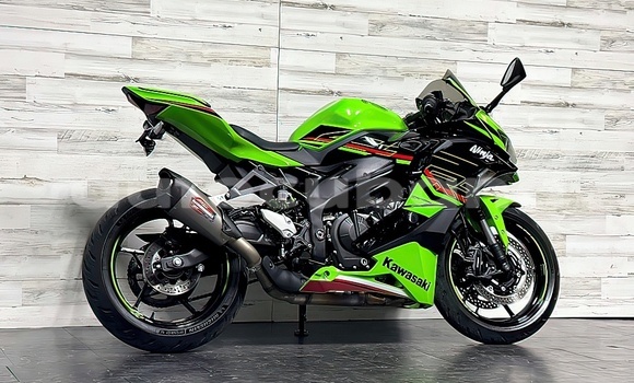 Comprar Usados Moto Kawasaki Ninja ZX-9R Verde en Alacranes en Matanzas Comprar Usados Moto Kawasaki Ninja ZX-9R Verde en Alacranes en Matanzas