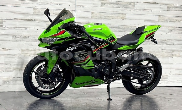 Comprar Usados Moto Kawasaki Ninja ZX-9R Verde en Alacranes en Matanzas Comprar Usados Moto Kawasaki Ninja ZX-9R Verde en Alacranes en Matanzas