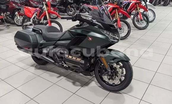 Comprar Usados Moto Honda GOLD WING Negro en Baguanos en Holguin