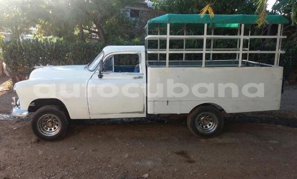 Buy Used Chevrolet 1952 Other Car in Santa Cruz del Sur in Camaguey