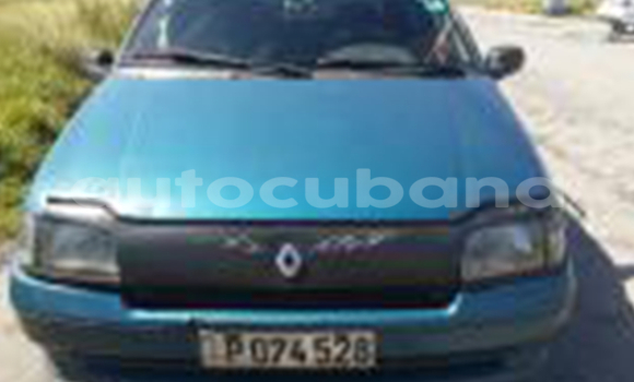 Buy Used Renault Clio Other Car in Jiguani in Granma