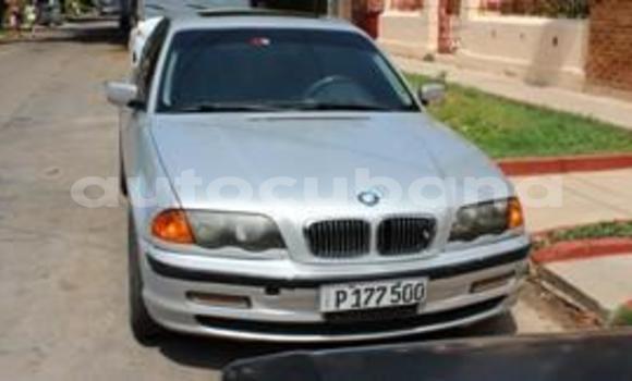Buy Used BMW 3 Series Other Car in Corralillo in Matanzas