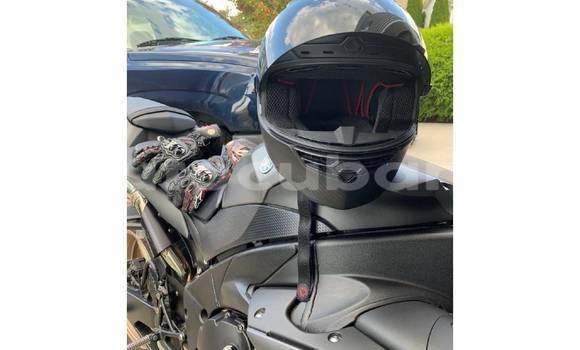 Comprar Usados Moto Yamaha R1 Beige en Baguanos en Holguin Comprar Usados Moto Yamaha R1 Beige en Baguanos en Holguin