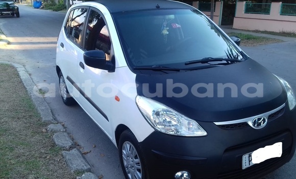 Comprar Usados Carro Hyundai i10 Blanco en Guantanamo en Guantanamo Comprar Usados Carro Hyundai i10 Blanco en Guantanamo en Guantanamo