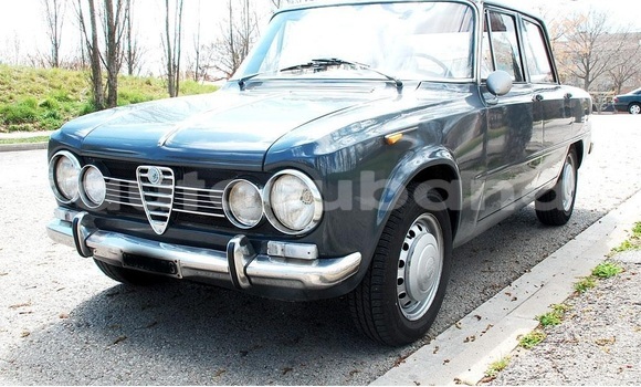 Buy Used Alfa Romeo 105/115 Green Car in Havana in Habana