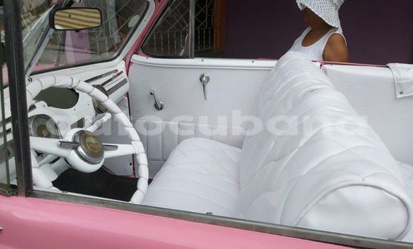 Medium with watermark ford 1948 habana havana 2444