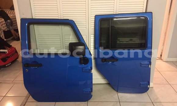 Comprar Nuevo Carro Jeep Wrangler Azul en Havana en Habana Comprar Nuevo Carro Jeep Wrangler Azul en Havana en Habana