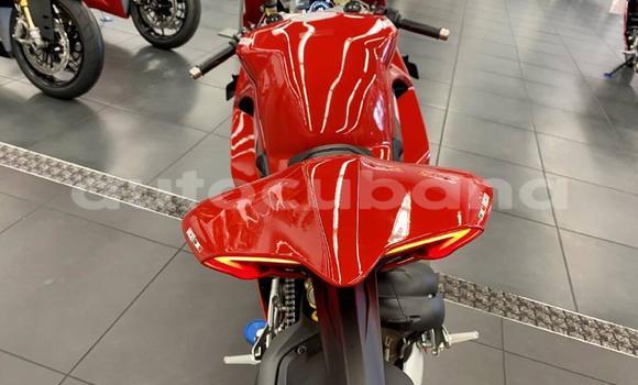 Comprar Usados Moto Ducati Panigale Rojo en Florida en Camaguey Comprar Usados Moto Ducati Panigale Rojo en Florida en Camaguey