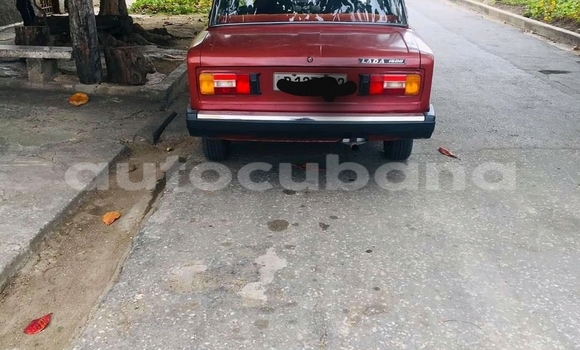 Buy Used Lada 1600 Red Car in Caney in Camaguey Buy Used Lada 1600 Red Car in Caney in Camaguey