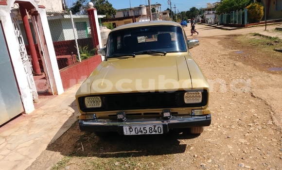 Comprar Usados Carro Moskvitch 2140 Marrón en Havana en Habana Comprar Usados Carro Moskvitch 2140 Marrón en Havana en Habana