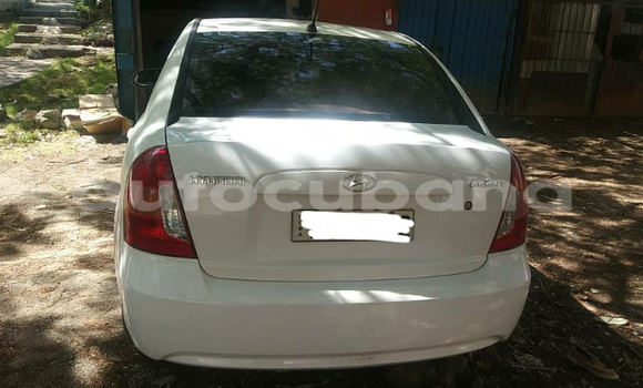 Comprar Usados Carro Hyundai Accent Blanco en Havana en Habana Comprar Usados Carro Hyundai Accent Blanco en Havana en Habana