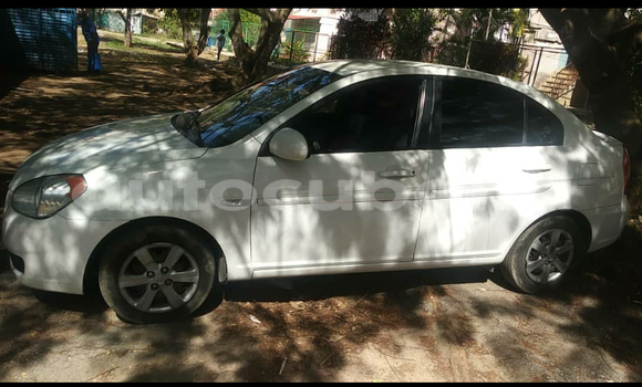 Comprar Usados Carro Hyundai Accent Blanco en Havana en Habana Comprar Usados Carro Hyundai Accent Blanco en Havana en Habana