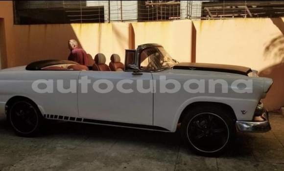 Comprar Usados Carro Ford Crown Victoria Blanco en Havana en Habana Comprar Usados Carro Ford Crown Victoria Blanco en Havana en Habana