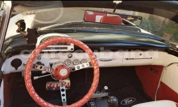 Comprar Usados Carro Ford Crown Victoria Blanco en Havana en Habana Comprar Usados Carro Ford Crown Victoria Blanco en Havana en Habana