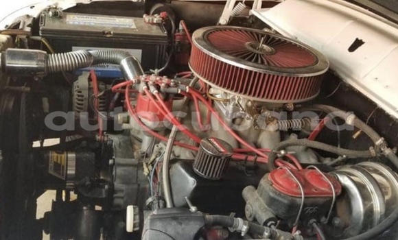 Comprar Usados Carro Ford Crown Victoria Blanco en Havana en Habana Comprar Usados Carro Ford Crown Victoria Blanco en Havana en Habana