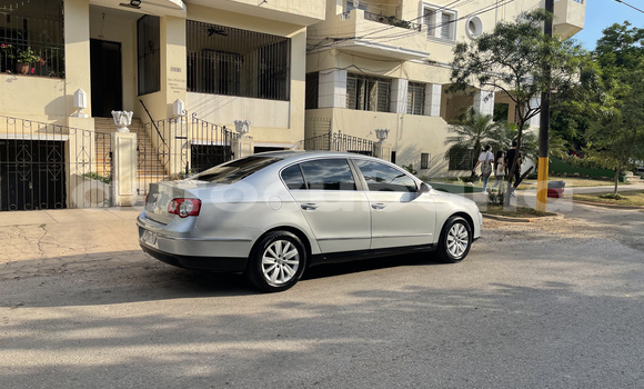 Comprar Usados Carro Volkswagen Passat Plata en Havana en Habana Comprar Usados Carro Volkswagen Passat Plata en Havana en Habana
