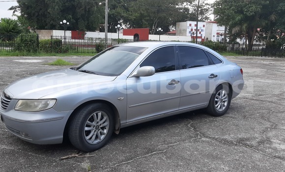 Comprar Usados Carro Hyundai Azera Plata en Cienfuegos en Cienfuegos Comprar Usados Carro Hyundai Azera Plata en Cienfuegos en Cienfuegos