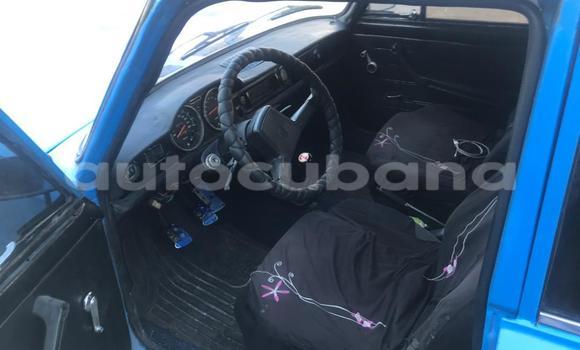 Medium with watermark fiat 125 habana havana 2582