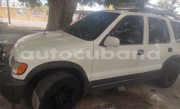 Comprar Usados Carro Kia Sportage Blanco en Havana en Habana Comprar Usados Carro Kia Sportage Blanco en Havana en Habana
